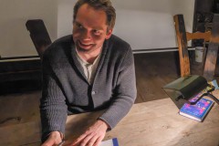 Z907909-WL-Simon_Strauss-Naehe